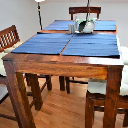 Homestay Apartments Am Werdersee