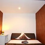 Homestay Apartments Am Werdersee